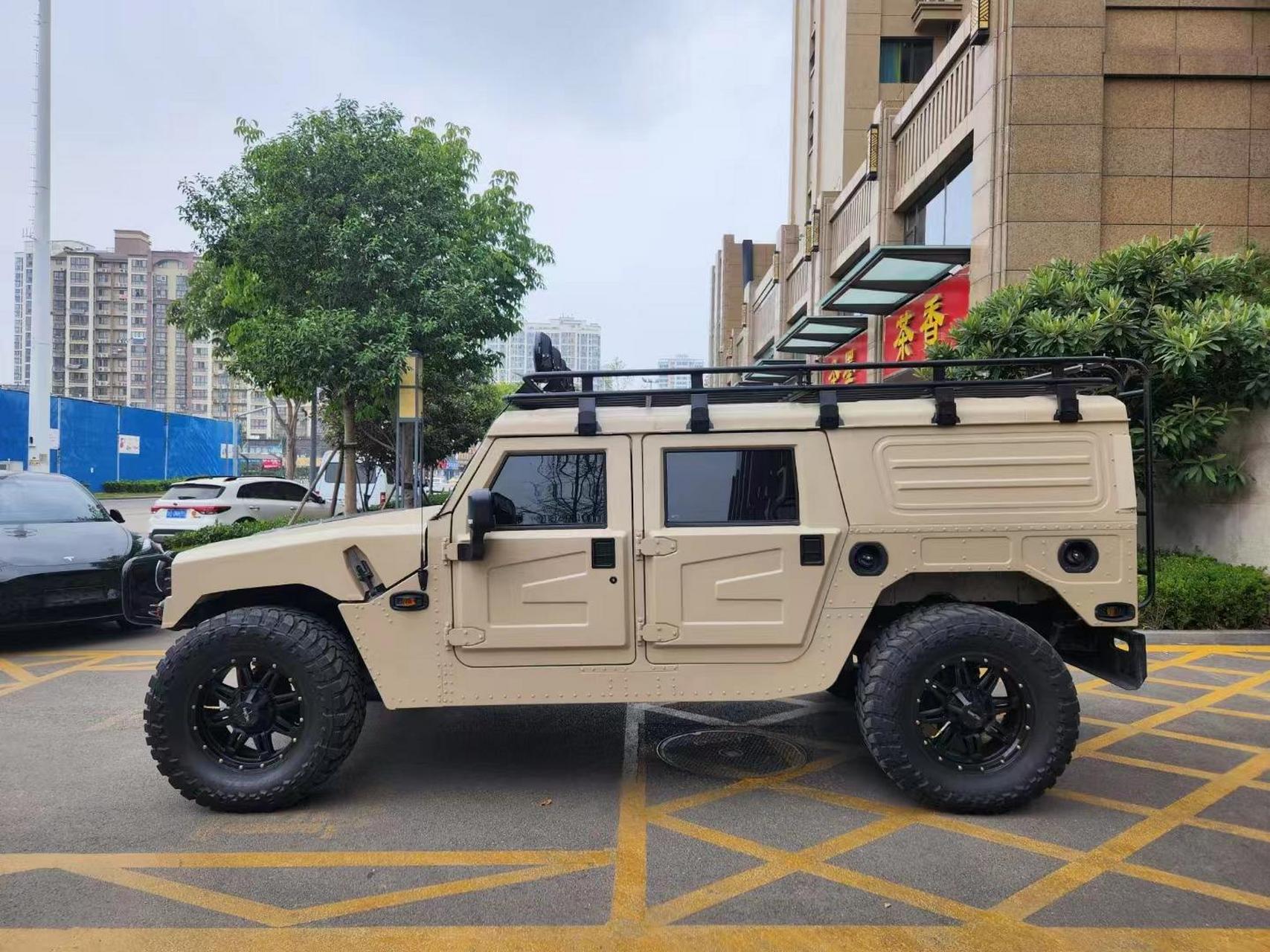 东风猛士民用版,17年二代新款m50,全网独一份,全车原版原漆没拆卸,实