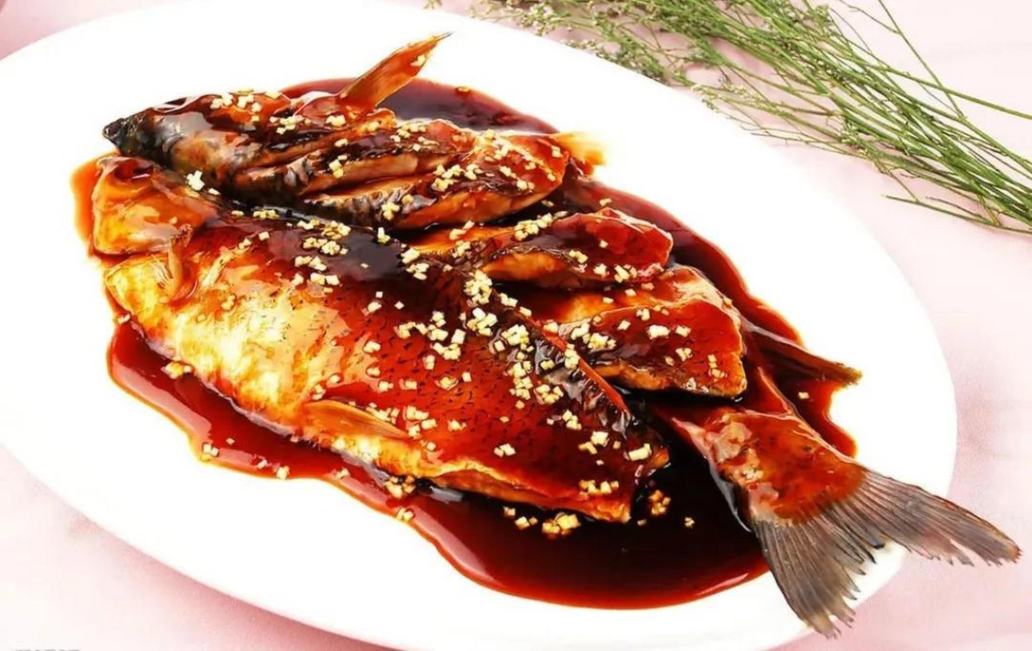 介绍一道杭州经典美食——西湖醋鱼.