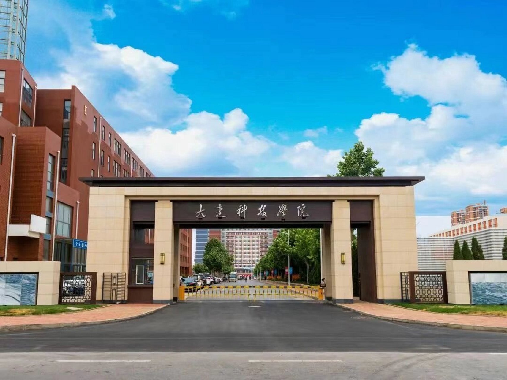 大连科技学院扩建图图片