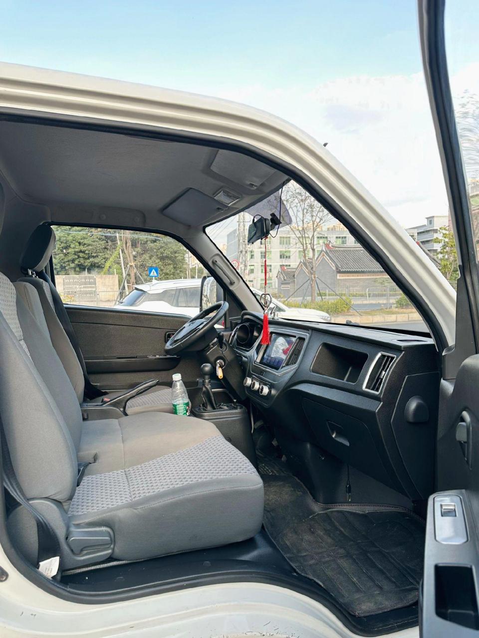 长安跨越者d5(单排厢货)新货上架 车辆品牌:长安跨越者d5 车辆类型