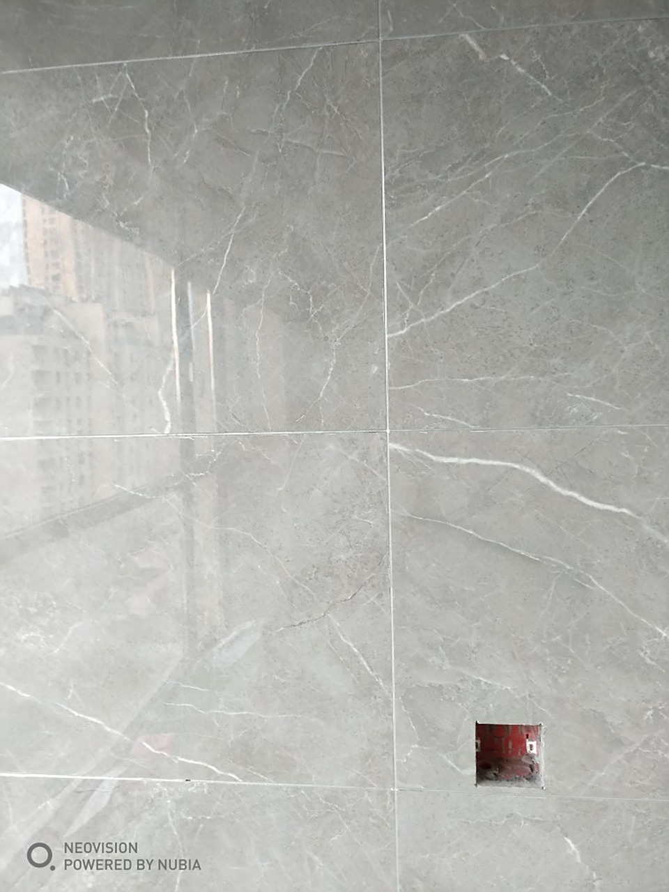 很多红友都会纠结美缝选什么颜色好,贵族银和闪亮银哪个更好?