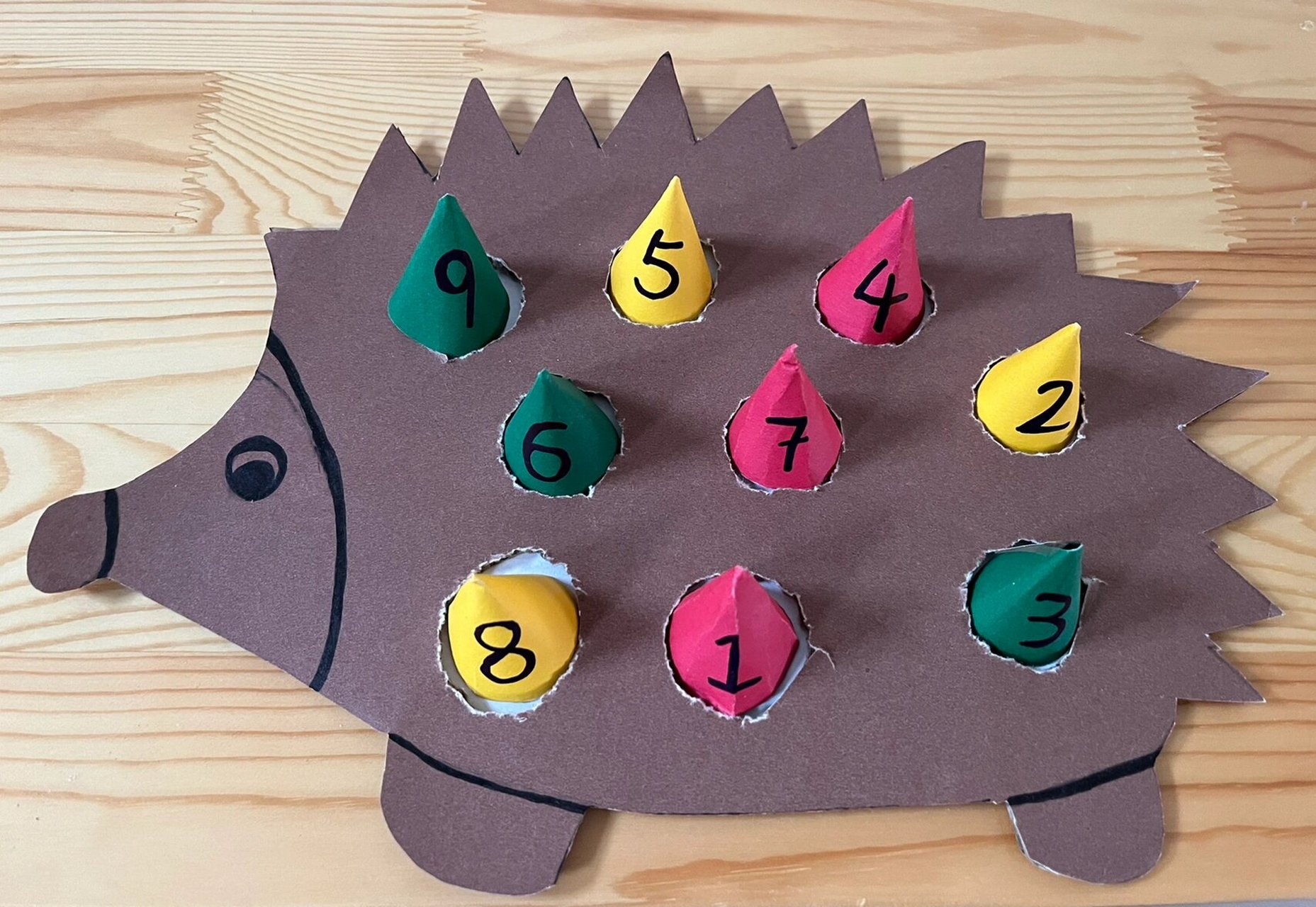 小班益智区玩教具《认识数字》 92名称:《认识数字》 92适合年龄