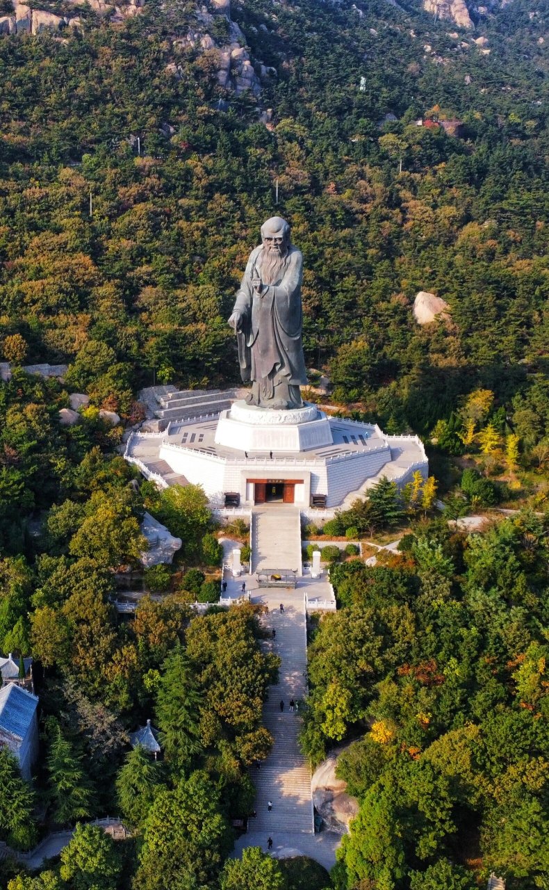 崂山太清宫道士算命图片