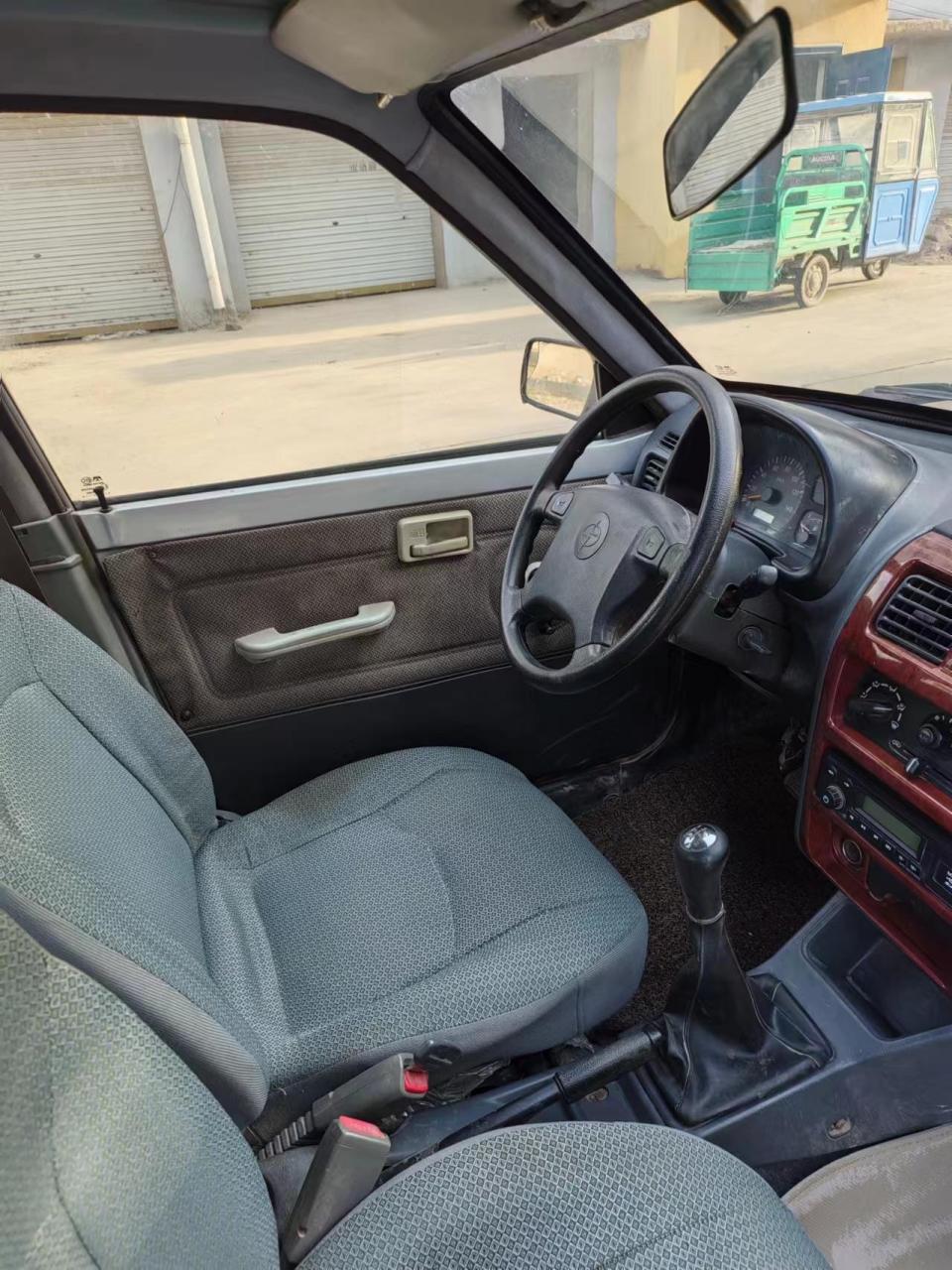 江南tt三缸老年代步车,冷暖空调都有,车况精品原版原漆,跑了7千多公里