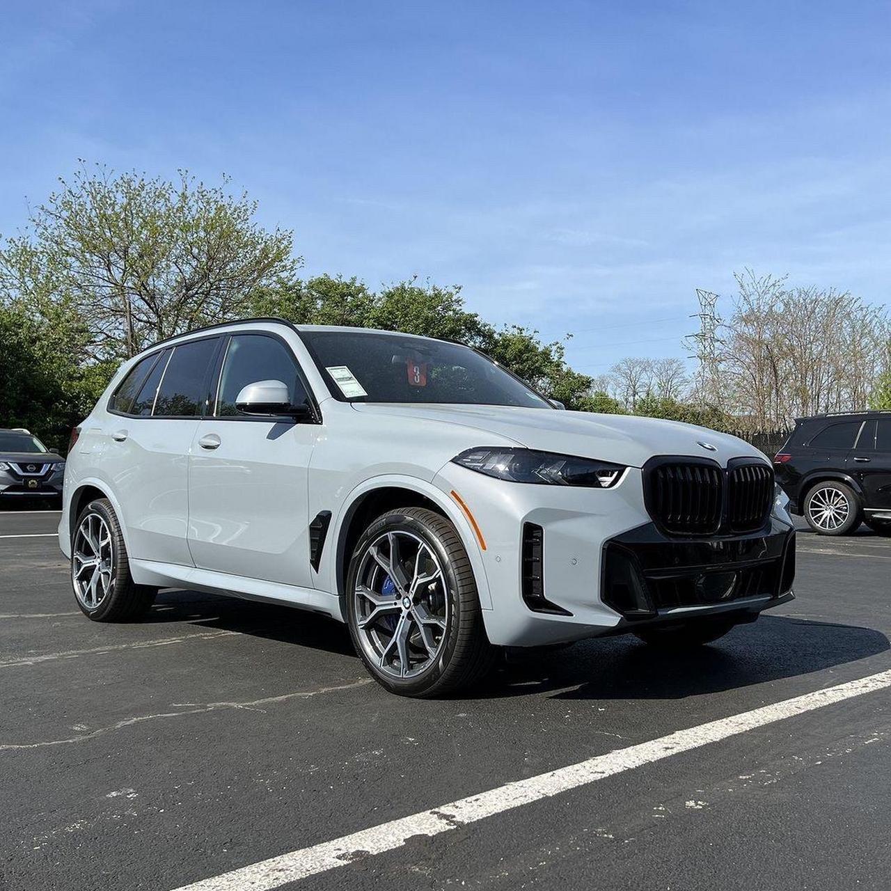 全新的2024款宝马x5,帅帅帅!宝马还是会造车的,你们觉得呢?