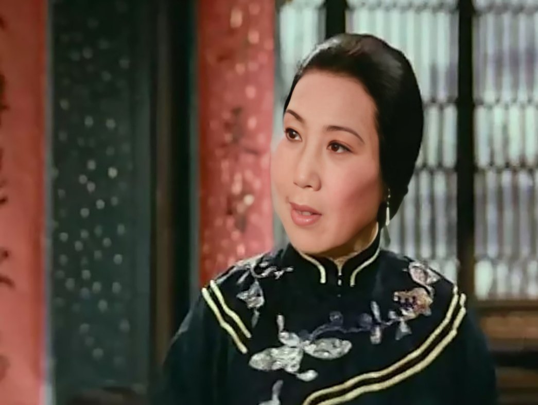 越剧名家金艳芳(1922年9月10日～2020年1月8日)原名王俊囡,艺名筱俊囡