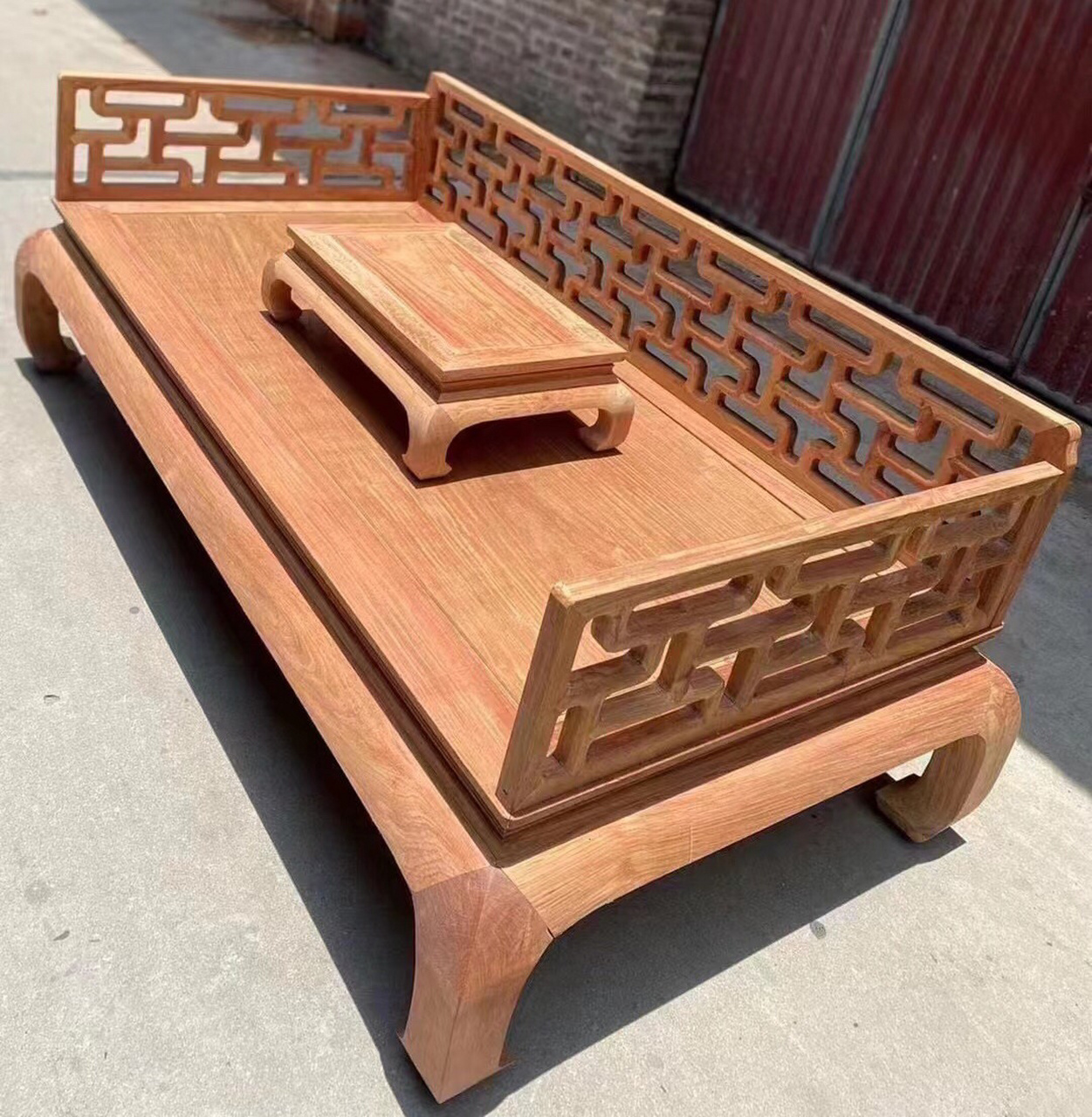 缅花,大果紫檀罗汉床二件套,榫卯结构,颜色均匀