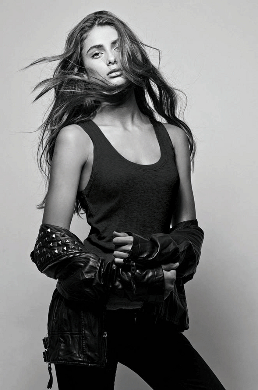 泰勒·希尔(taylor marie hill),1996年3月5日出生于美国伊利诺伊州