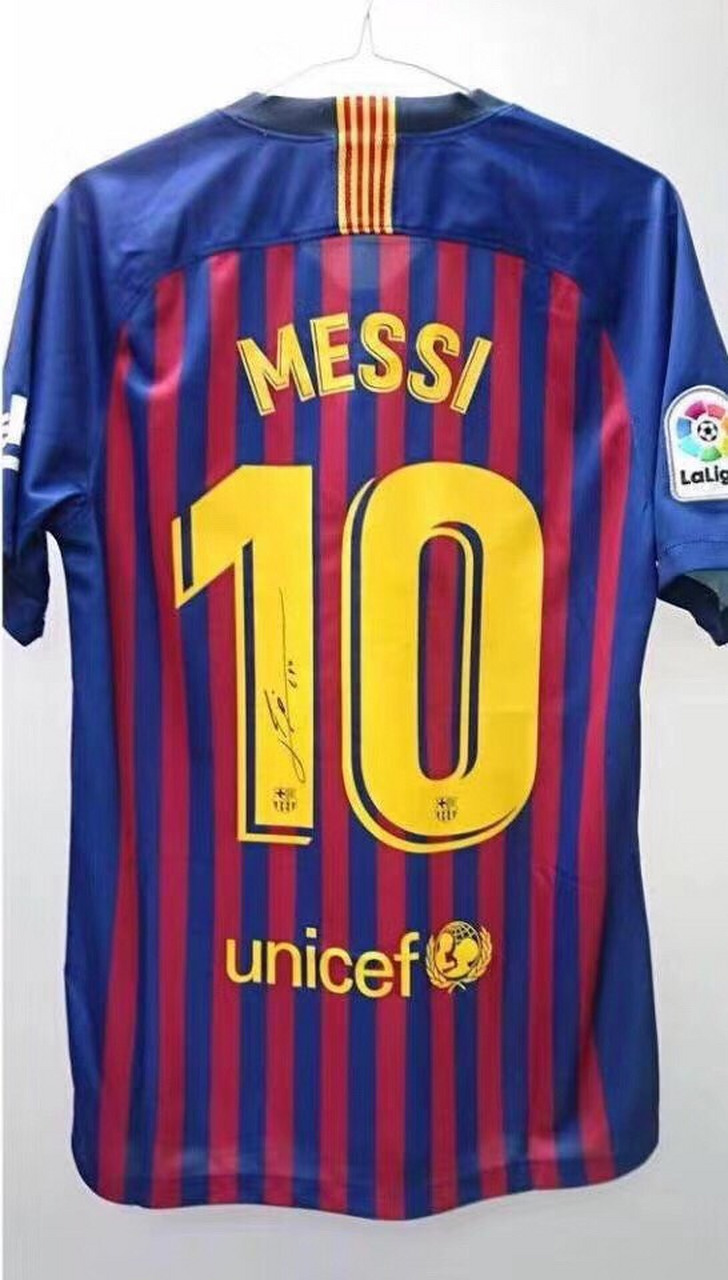lionel andres messi梅西亲笔签名18-19巴萨球衣
