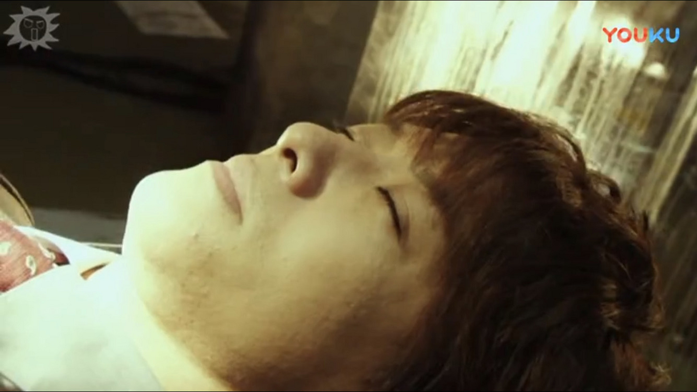 那个,老檀不是在tv里化成灰了吗?为什么身体还会在外传里被保存?