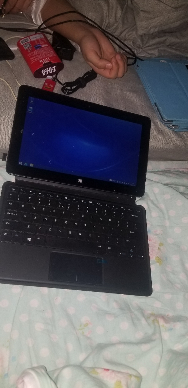 戴尔venue11pro5130,搁置有2年的平板今天找到了,充好电,安装了原装