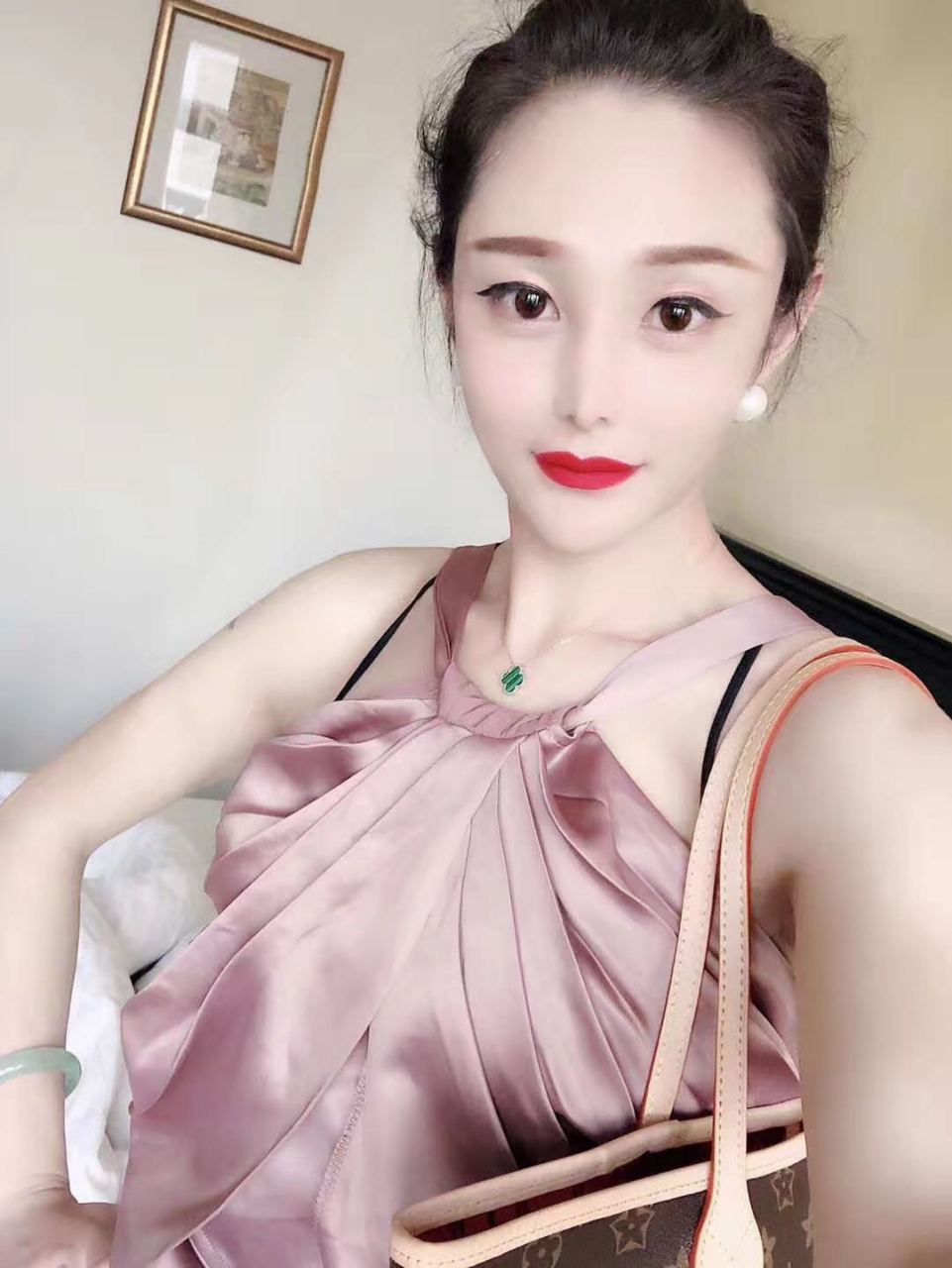 女装子母娘汉化?女装子母娘汉化版下载