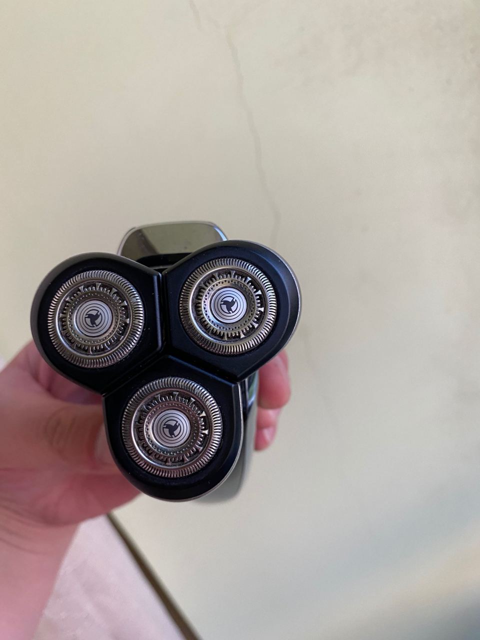 大佬们,帮我看看飞利浦rq1280cc 是不是行货,谢谢