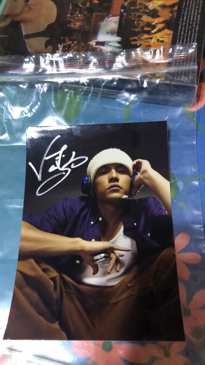 周杰伦早期动感地带签名照!