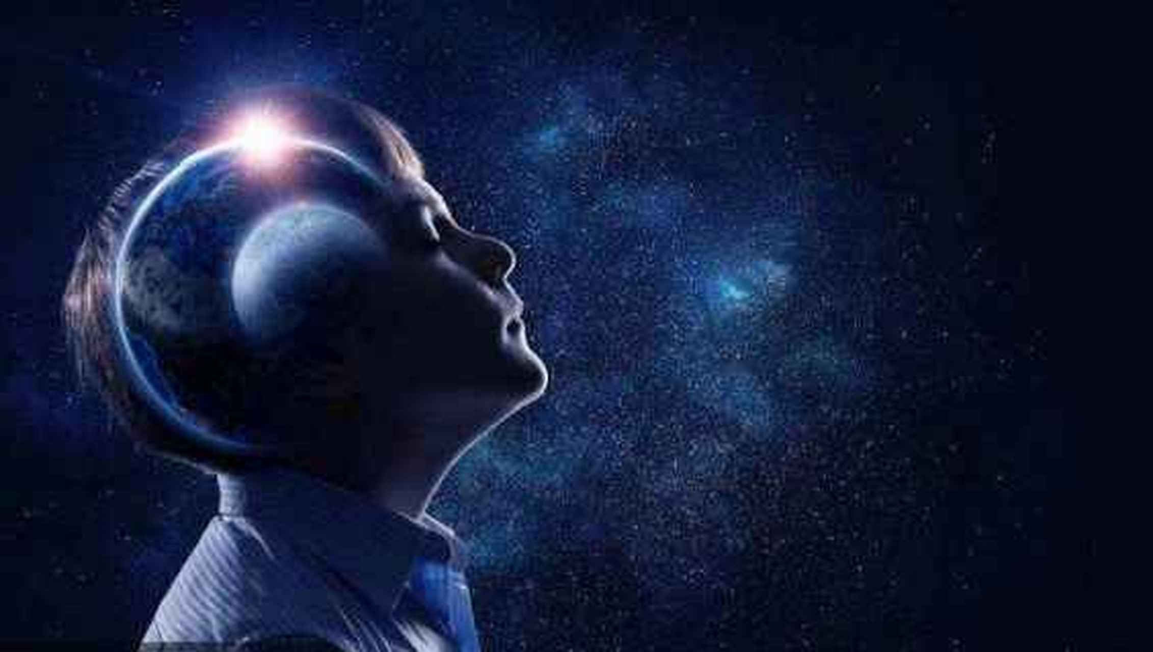 打电话就能脑控了,再用追逃仪锁定?