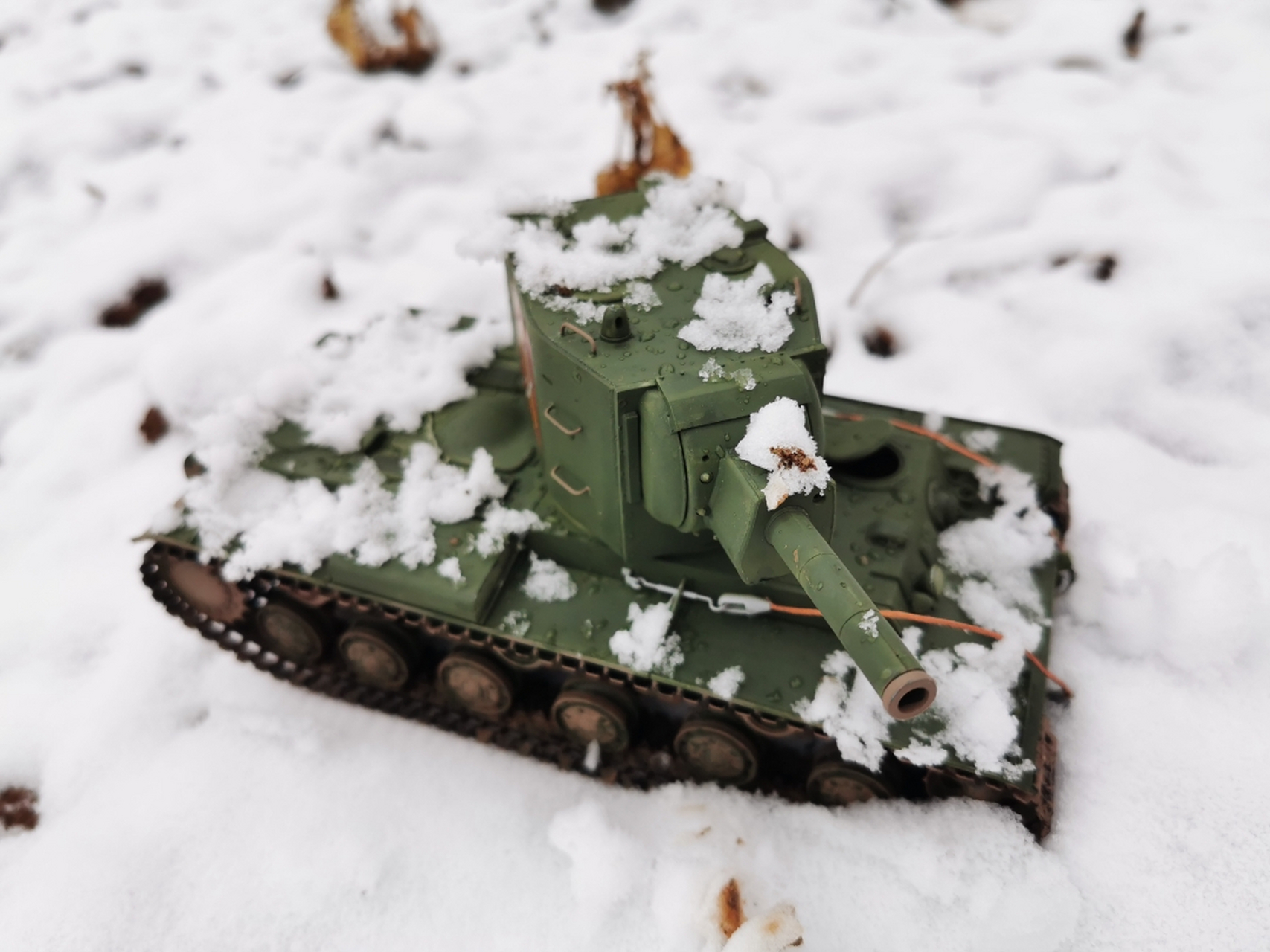 kv-2可靠的同志,取景完成