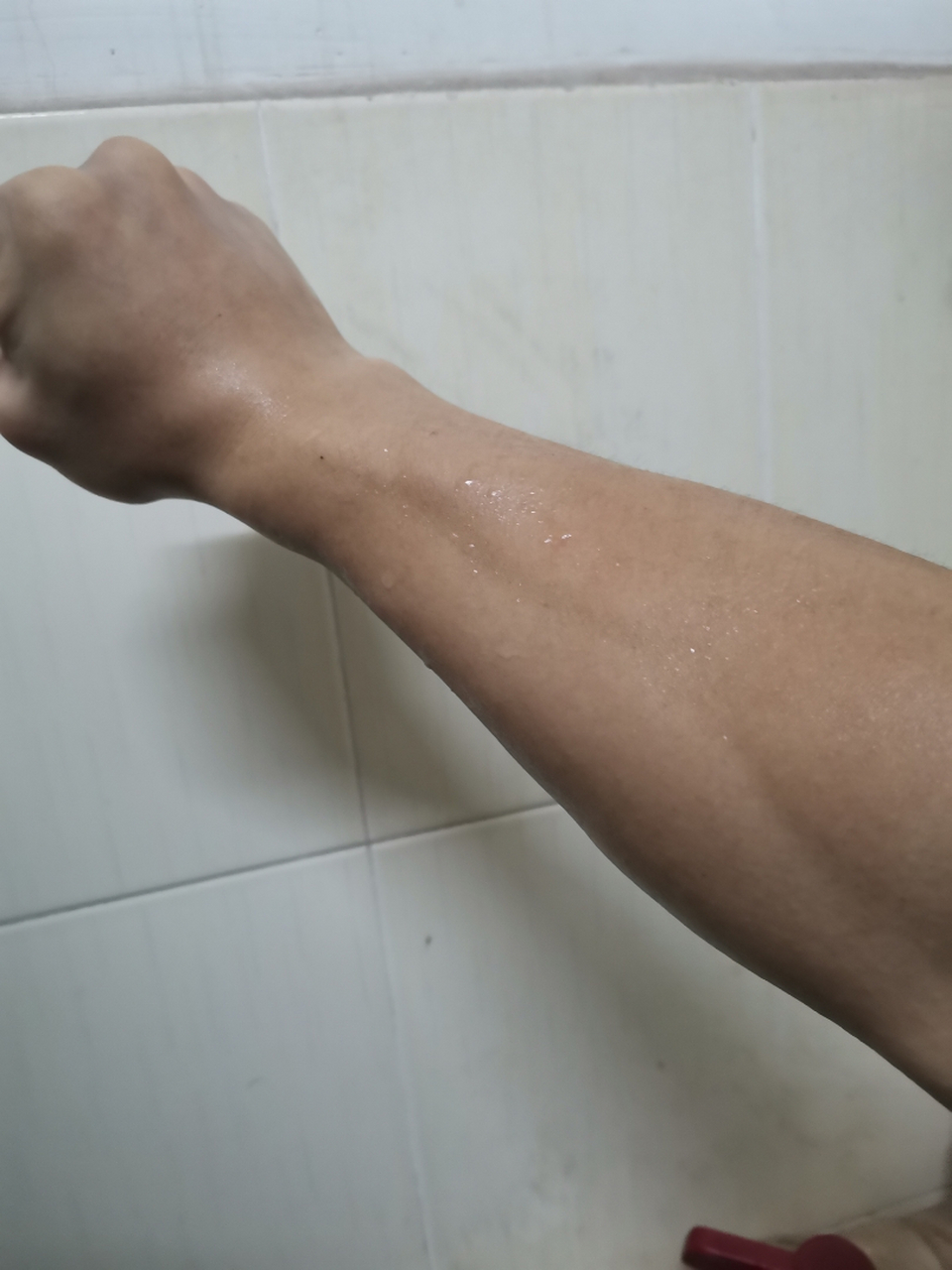 宿舍5个老哥已经有两个回血成功跑路了一个干了7天交了社保公鸡金发了