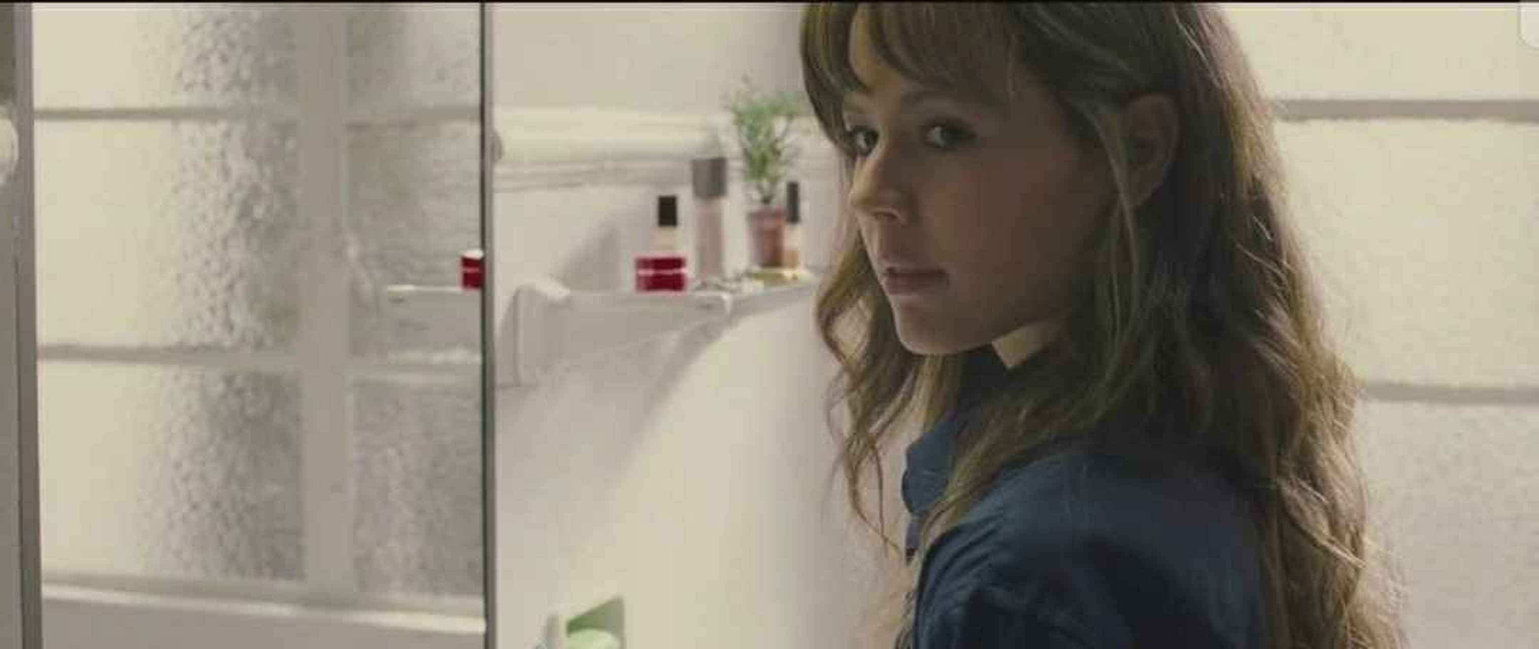 《黑暗面》这部电影应该改名叫《女人作死指南》,女二为了试探男友