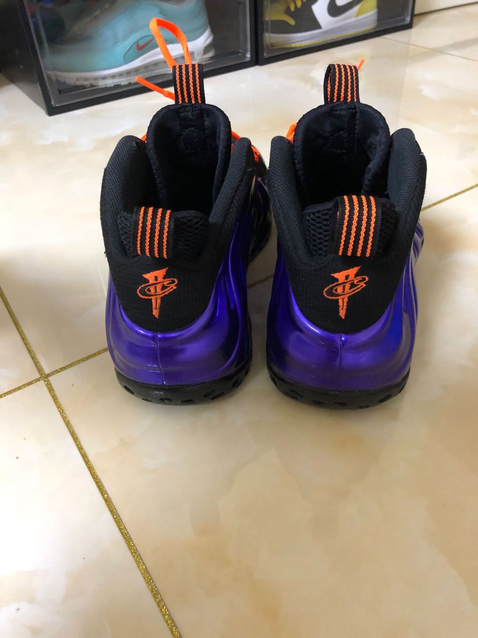 电光紫喷nike 改黑底 大家给点意见 45码可出