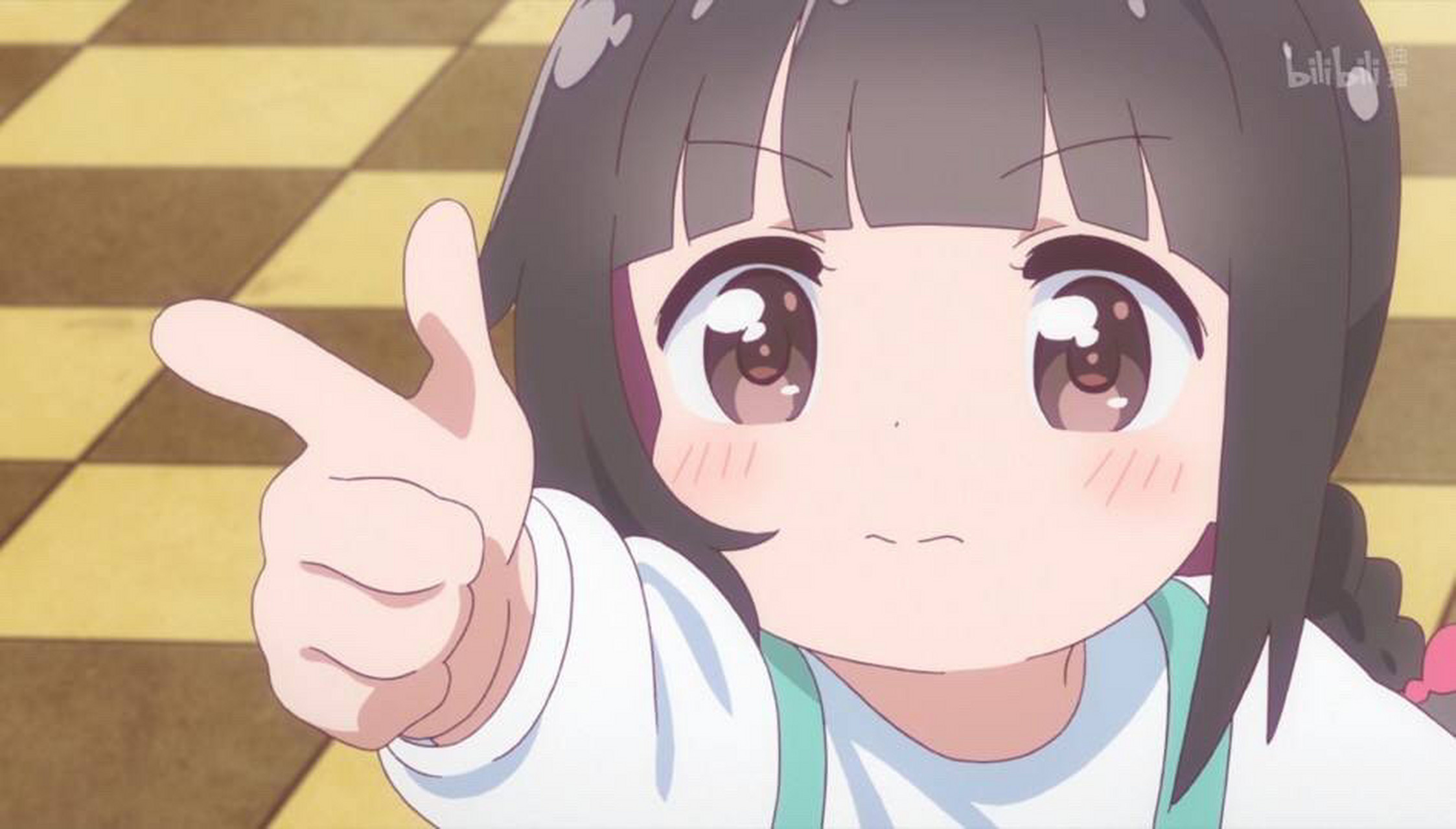 以可爱为枪,八倍镜定情,击中哥哥的心脏  "砰"