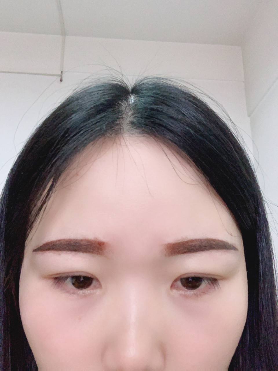 眉毛做毁了,怎么办[流泪][流泪][流泪]