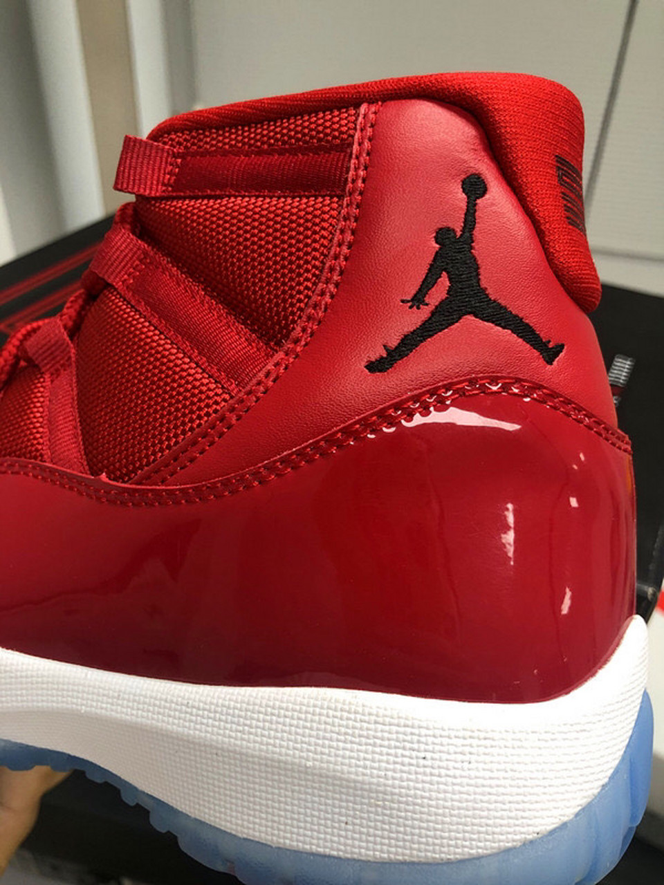 nike  air jordan 11  aj11红色男子高帮实战篮球鞋 40～47(有半码)有