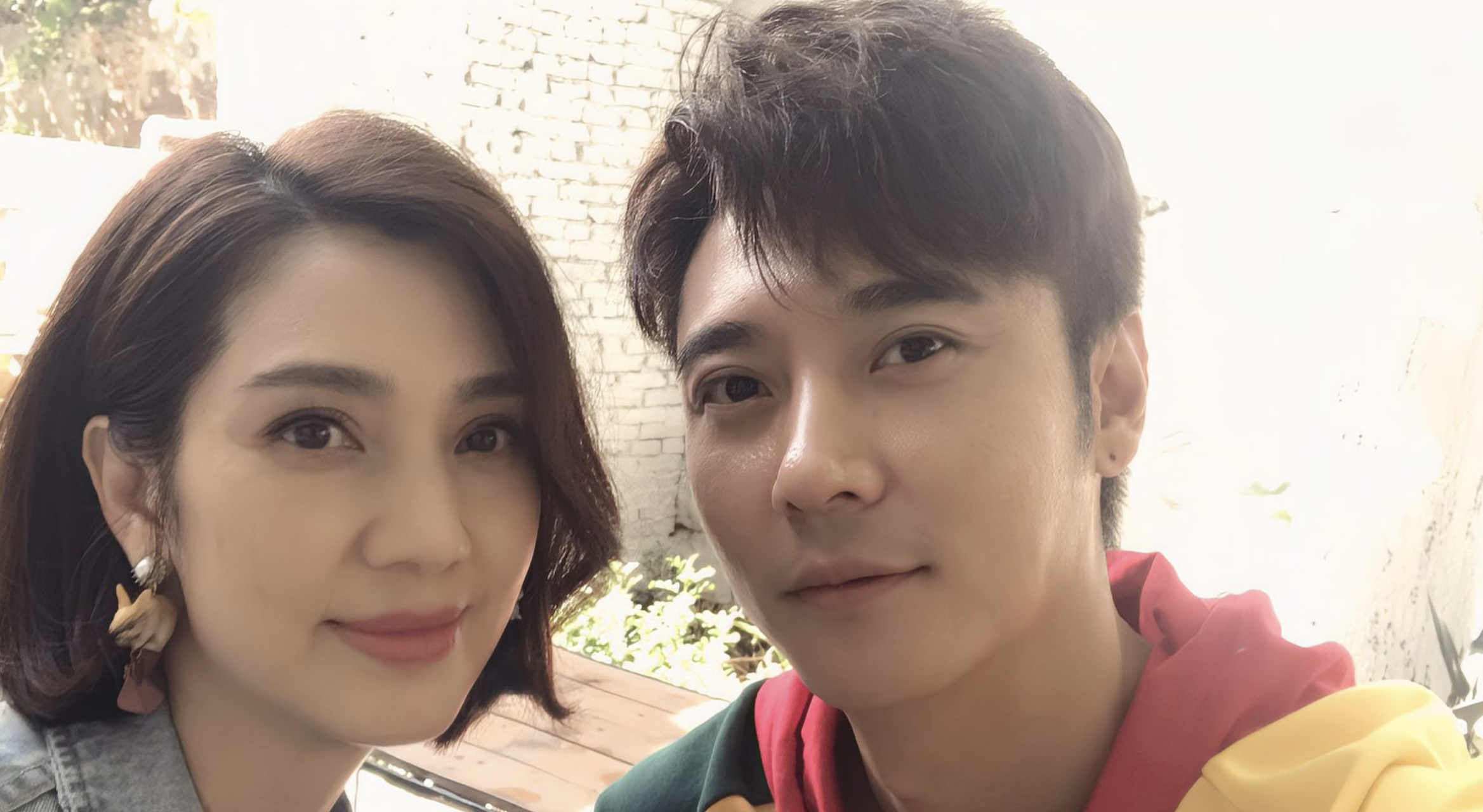 洪欣张丹峰道歉称没离婚 夫妻矛盾和经纪人毕滢无关
