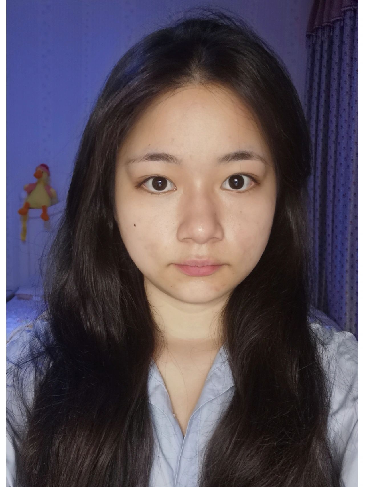 在吃药嘴巴有点点干 #美女评选人像素颜高清图素颜人像照图片人像素颜