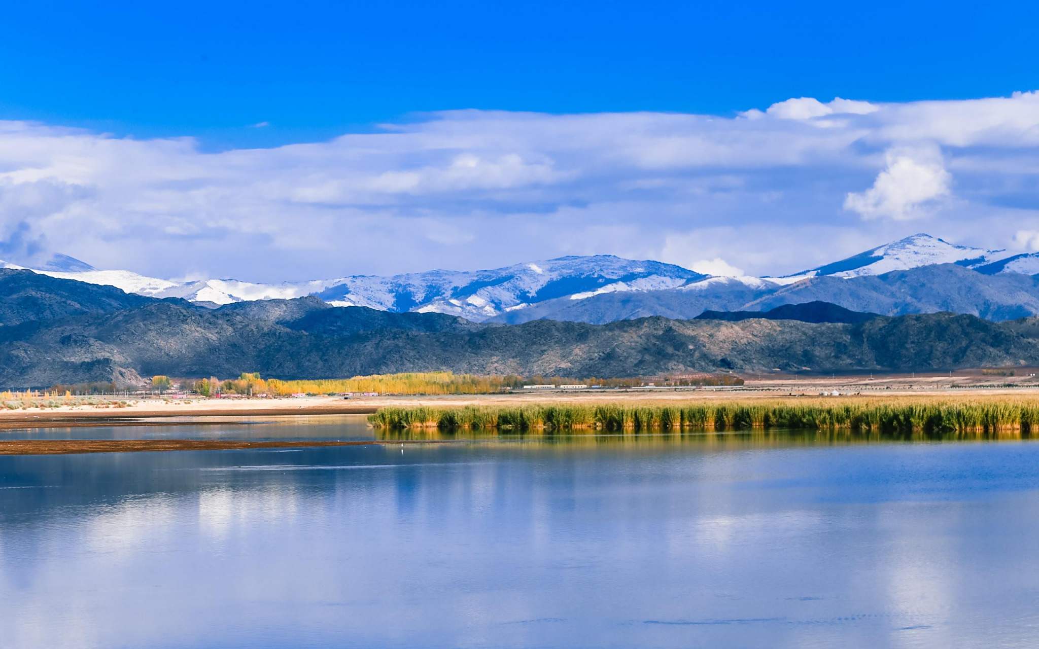 有趣的人生 一半是山川湖海