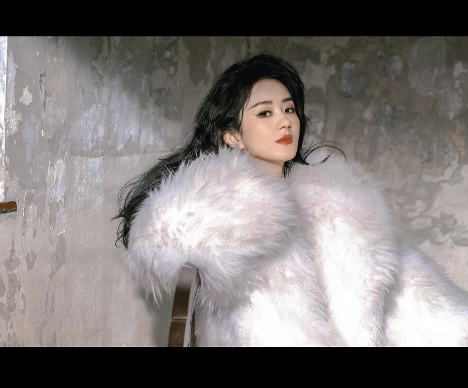 1,陈哲远《白色橄榄树》为了契合角色形象团队有建议