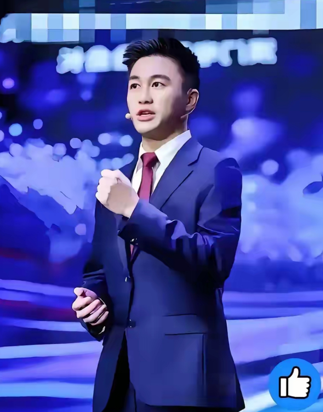 说真的,4月5号那天我看到何猷君在哈佛中国论坛的演讲视频,惊讶得差点