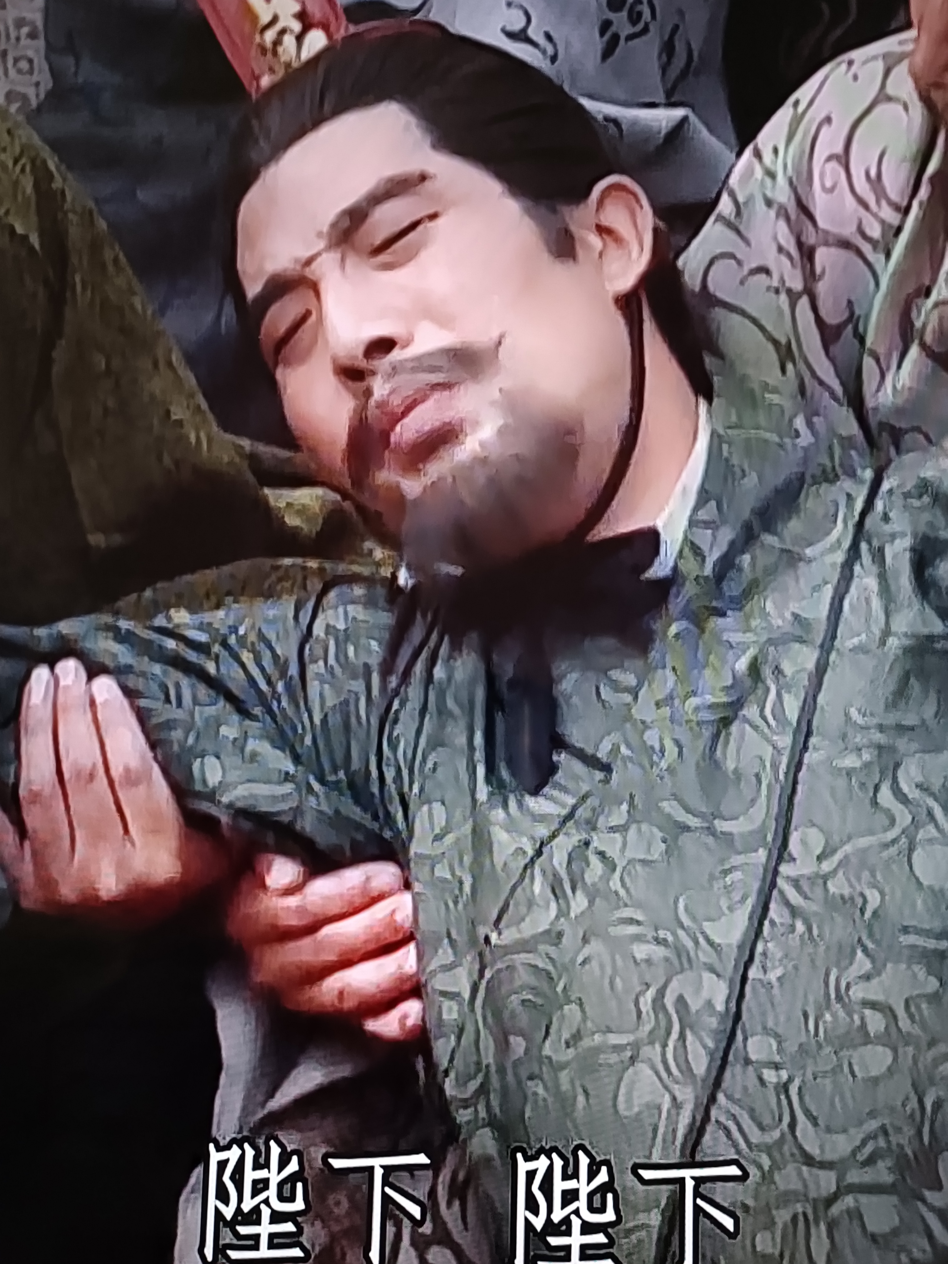 成济当街弑君后,司马昭神乎其神的表演,与父亲司马懿真是一脉相承.