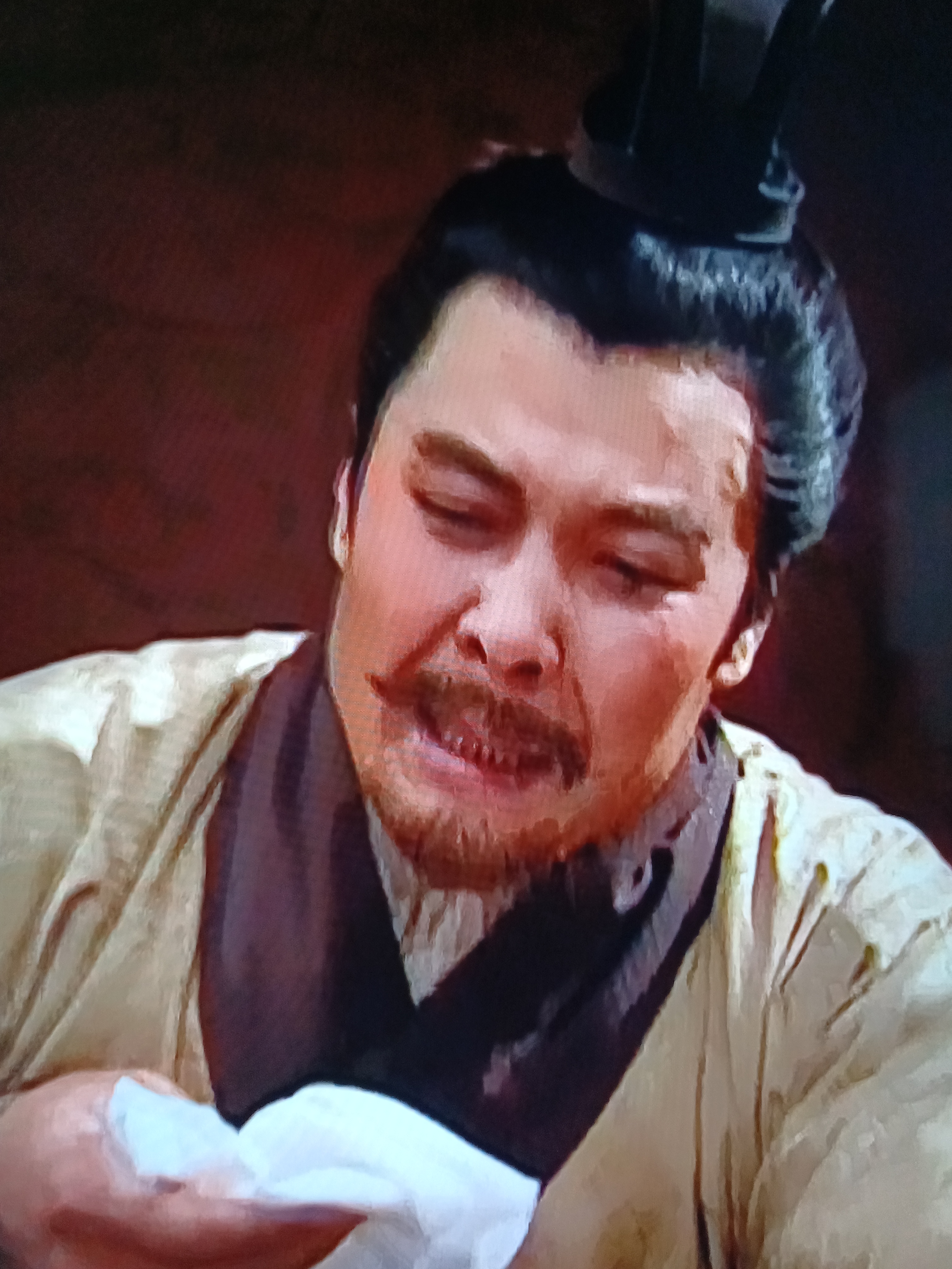 印象最深刻的是有一次鲁肃来讨荆州,诸葛亮让刘备只管放声大哭,刘 