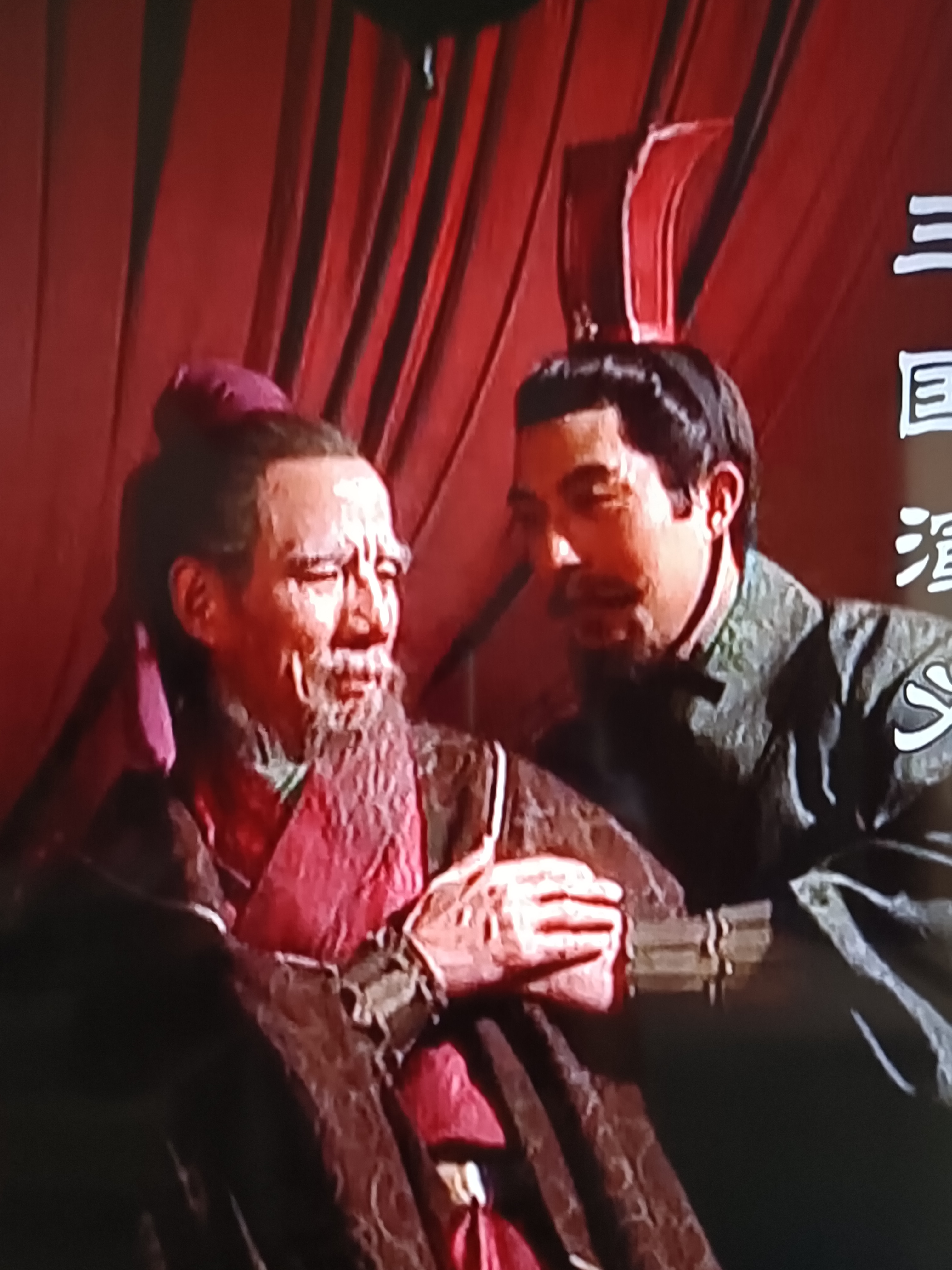 司马懿父子三人的政治理想高度统一,兄弟二人对父亲非常恭敬,崇拜,有