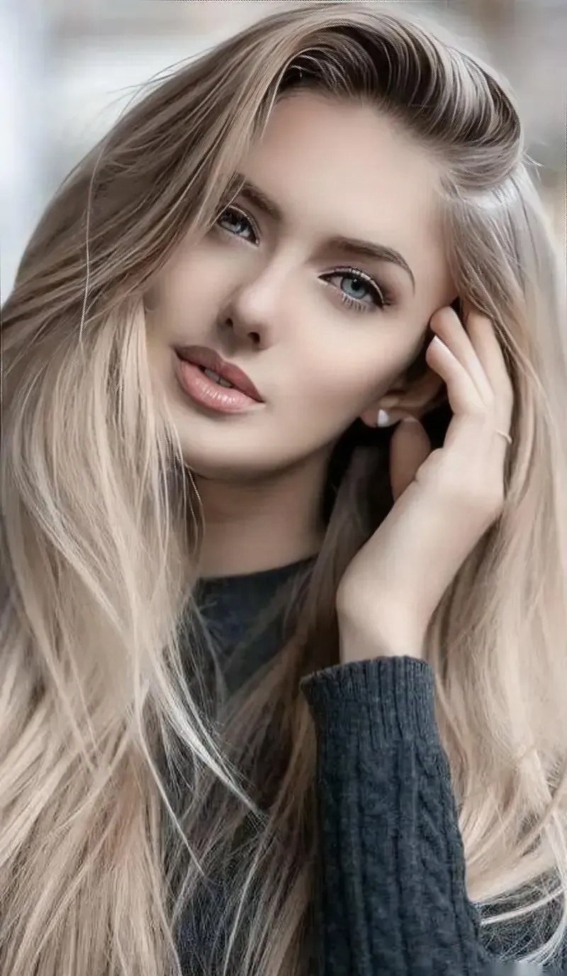 艾丽卡施密特,巴黎奥运会田径赛场上的德国美女运动员.