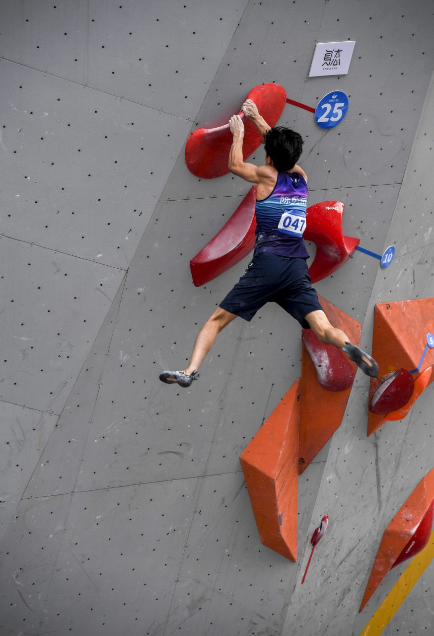浙江小伙陈勇辰,2023年5月31日获得第一届全国攀岩冠军赛男子攀石,难
