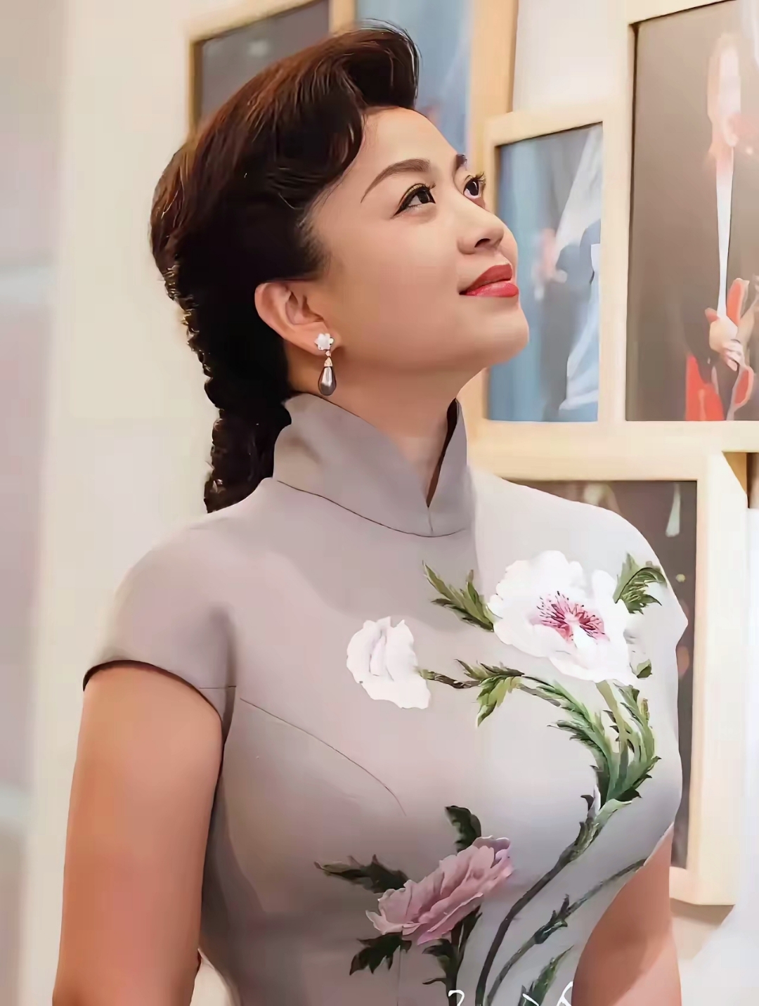 "民歌皇后"张也,谁敢相信她已经57岁?气质真好!