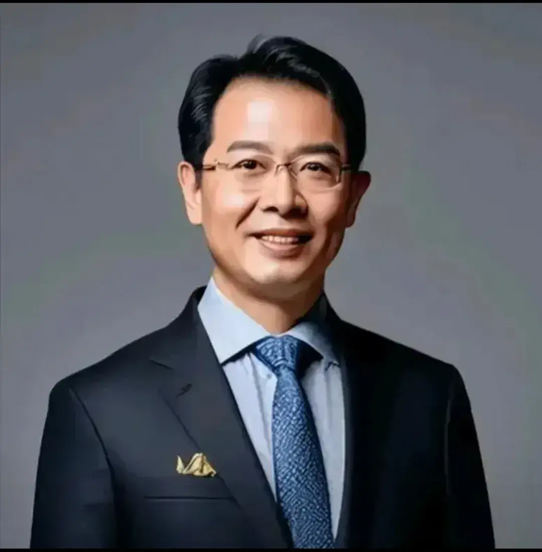 永远表面上谦逊,行动上果敢.永远对外界低调,对内里奋发