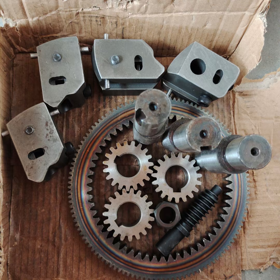 全自动滚丝机垫片567安装顺序 套丝机垫片567顺序正丝:  1.