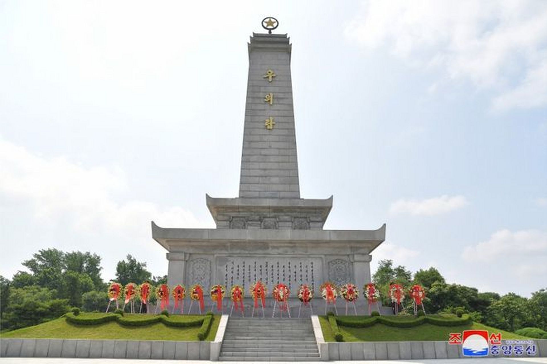朝鲜友谊塔图片