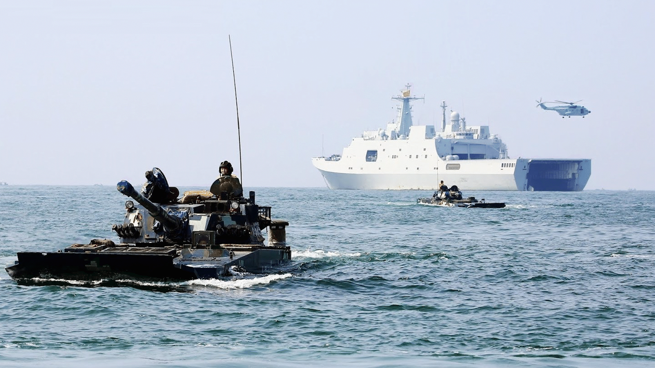 「东部战区已展开环台岛战备警巡演习」  东部战区新闻发言人施毅陆军