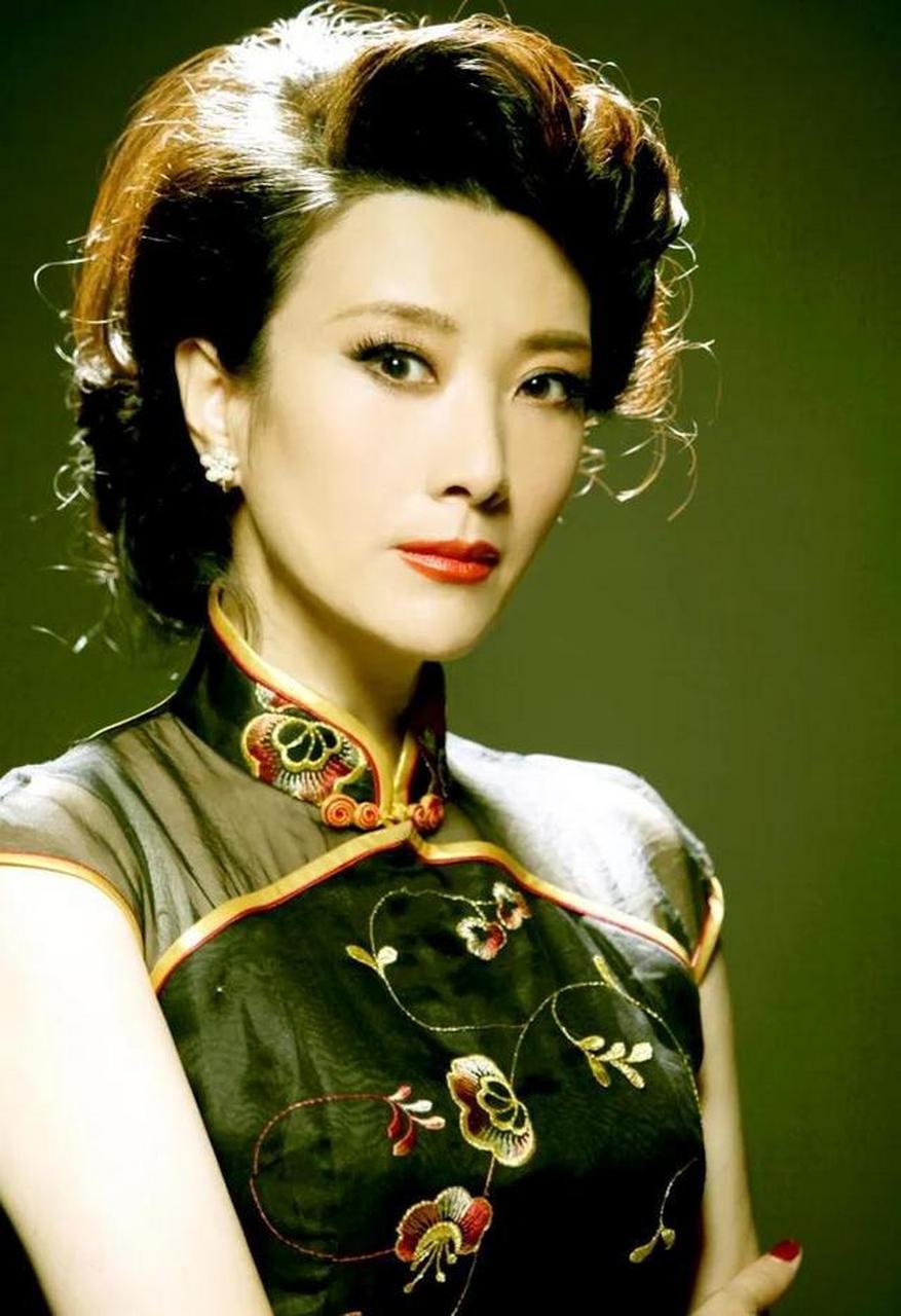 漂亮大气的演员王静