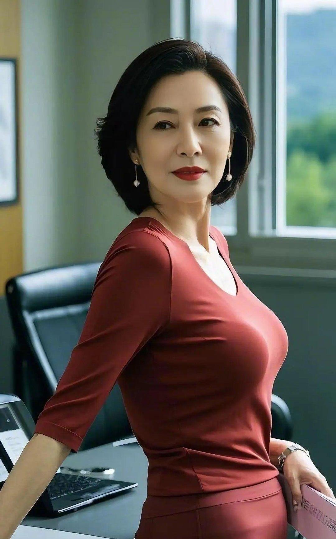 如今的同学聚会,已然变味,沦为互相利用,自我吹嘘与