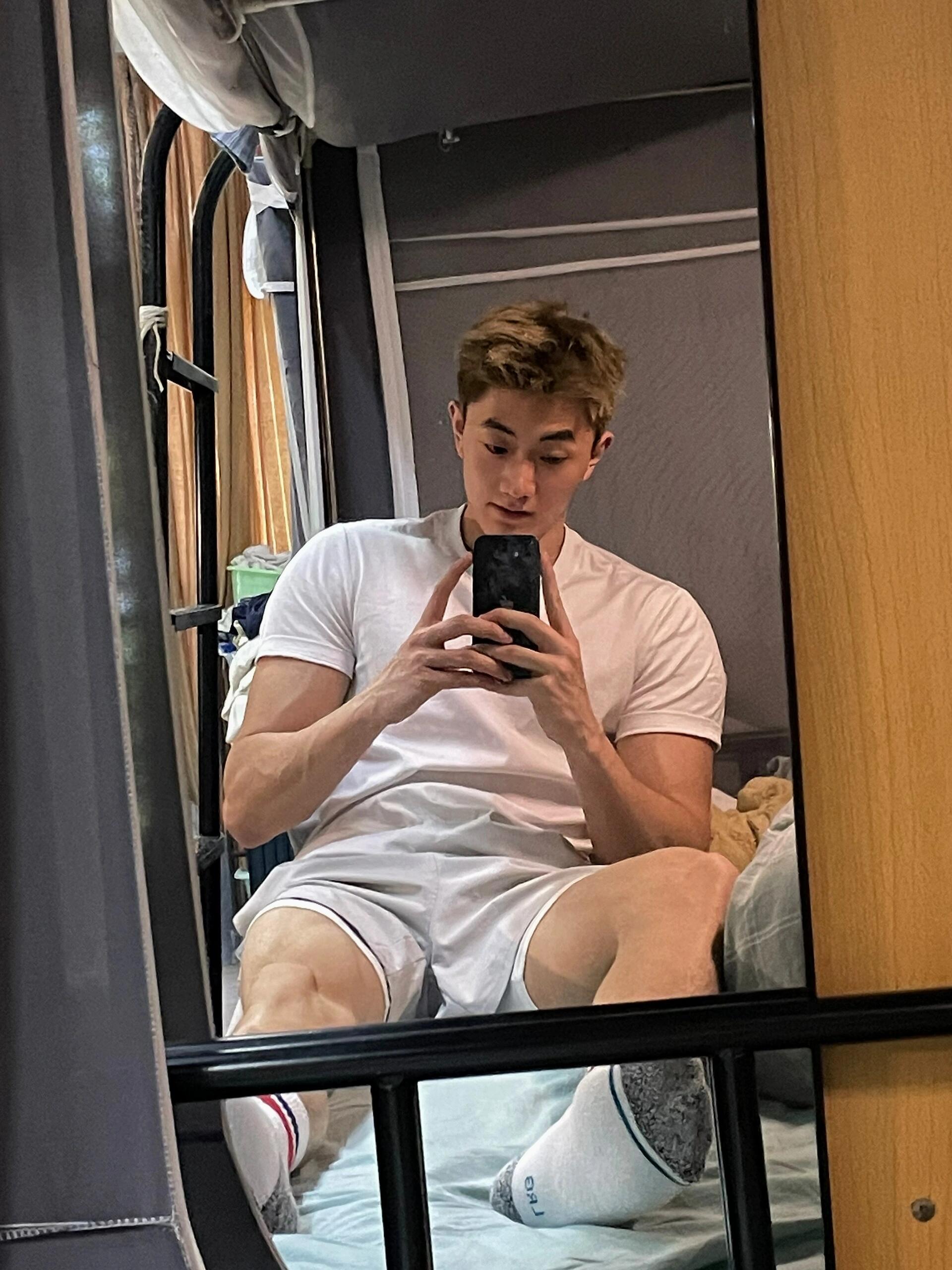 黑皮学生!肌肉帅哥!