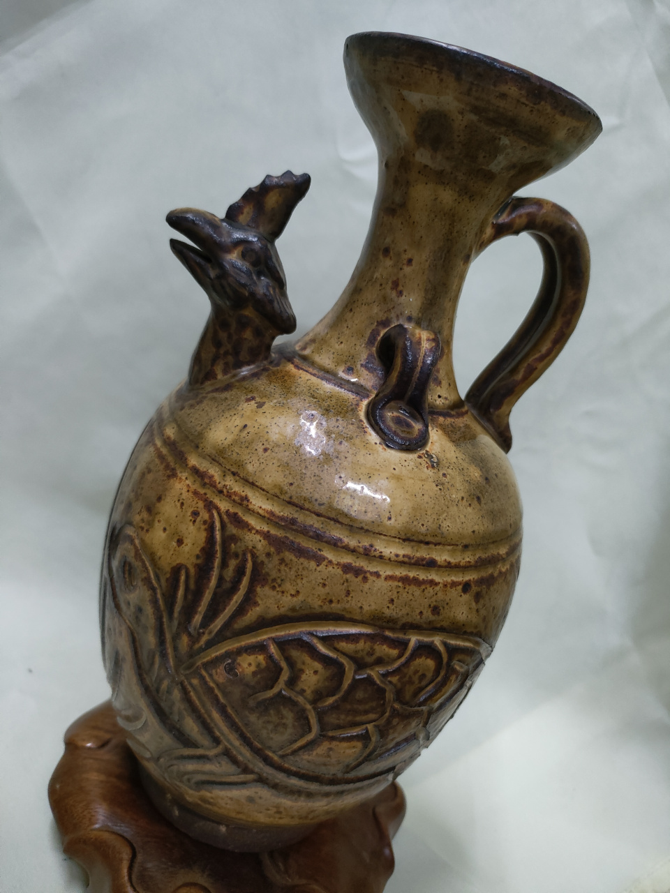 五代  耀州窑凤首执壶 仅供参考