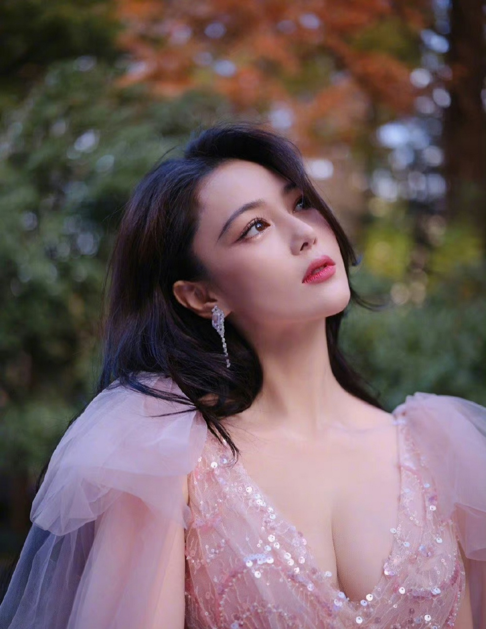 张馨予,漂亮,性感,身材好,居然还有人看不上,是不是脑袋被门夹了