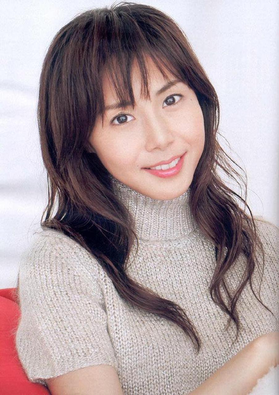 松岛菜菜子,身材火辣,容颜永驻,风情万种,魅力十足,深受大家喜爱的