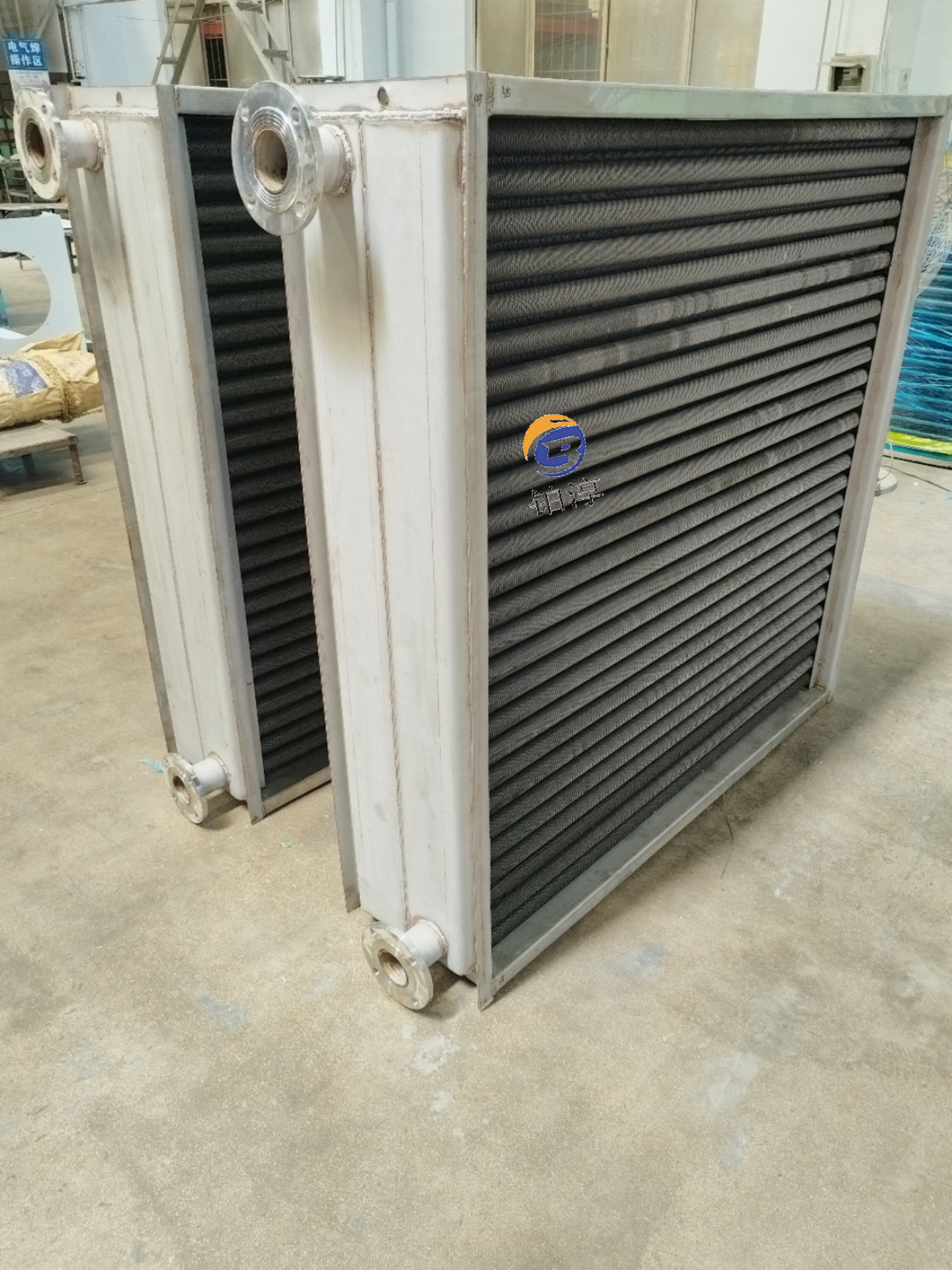 翅片管散热器# 翅片:铝翅片,铜翅片,不锈钢翅片,钢翅片 工艺:串片,绕