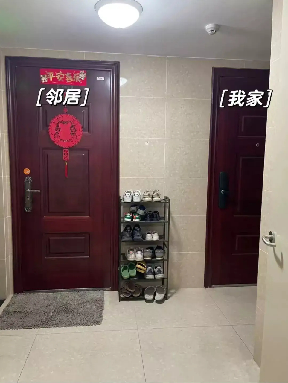 大家不要买这种门挨门的房子了 碰到这样的邻居,是一点办法都没有.