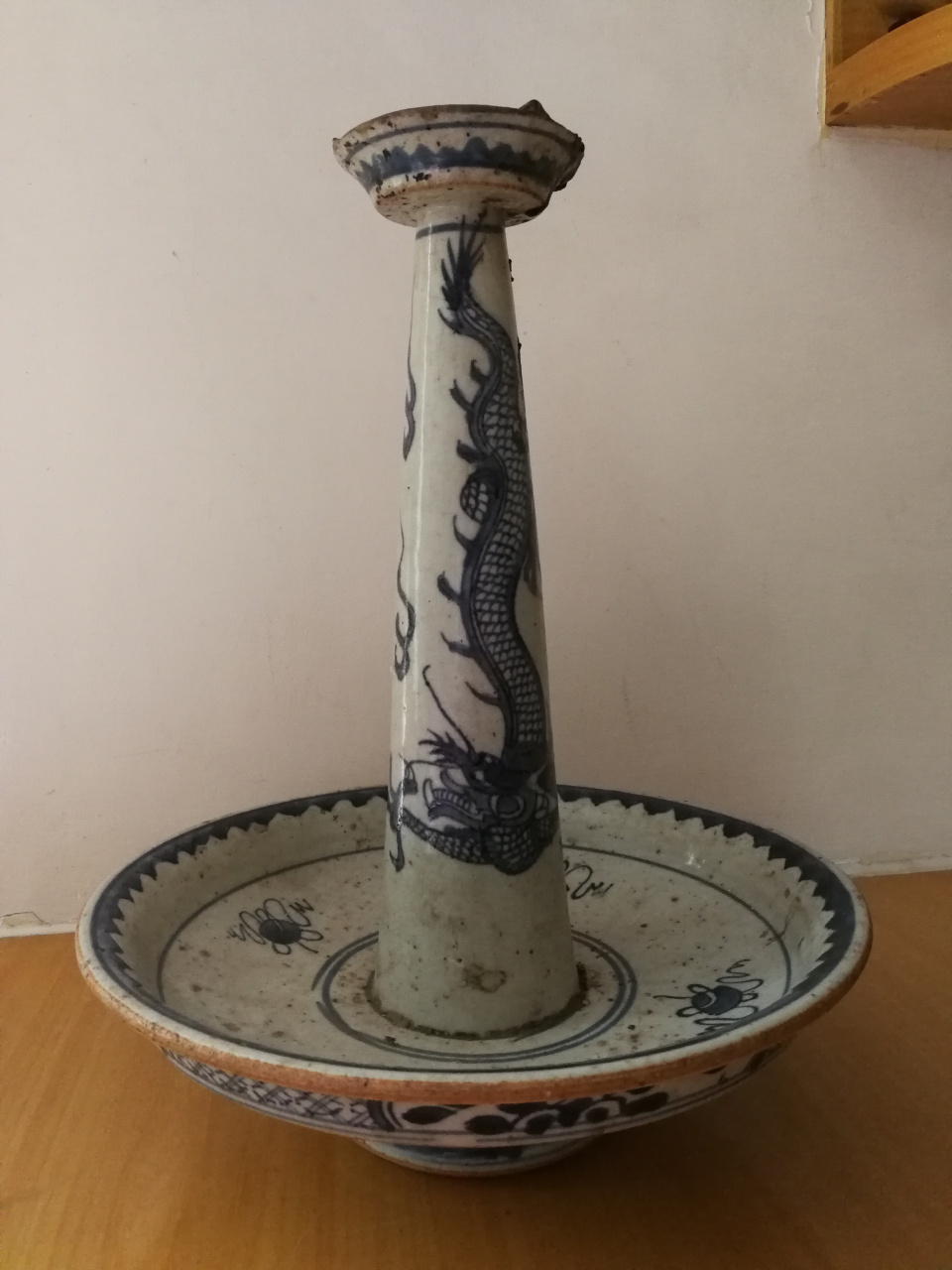明代崇祯青花龙纹烛台,品相好